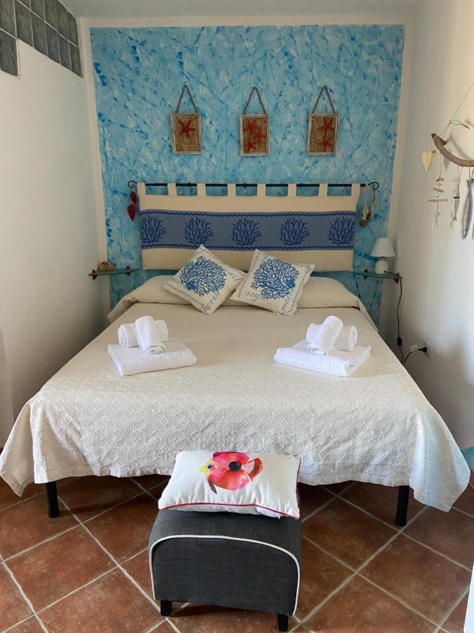 Case Vacanze Villa Rosita San Teodoro  Extérieur photo