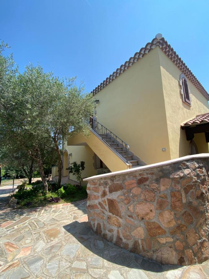 Case Vacanze Villa Rosita San Teodoro  Extérieur photo