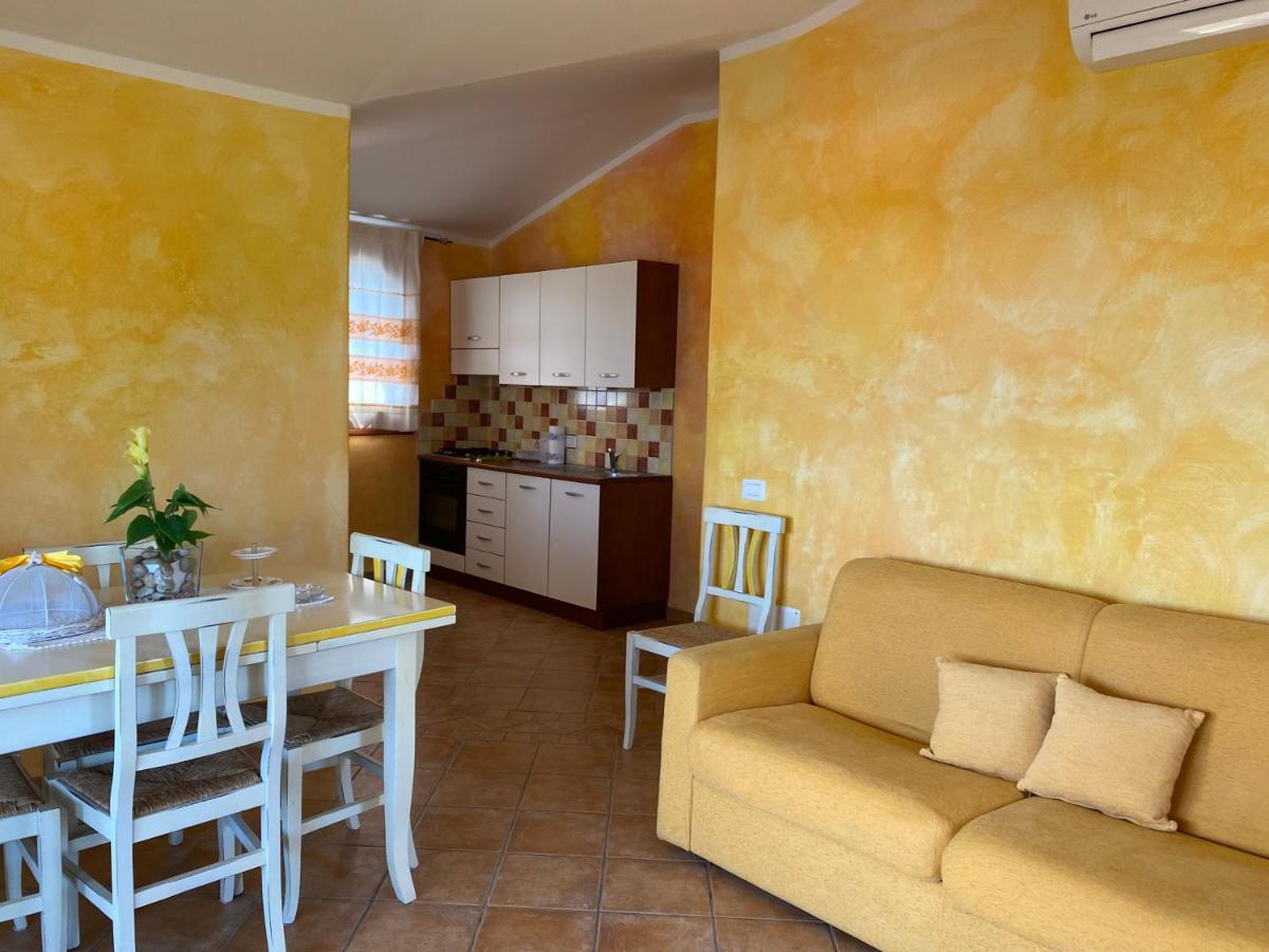 Case Vacanze Villa Rosita San Teodoro  Extérieur photo