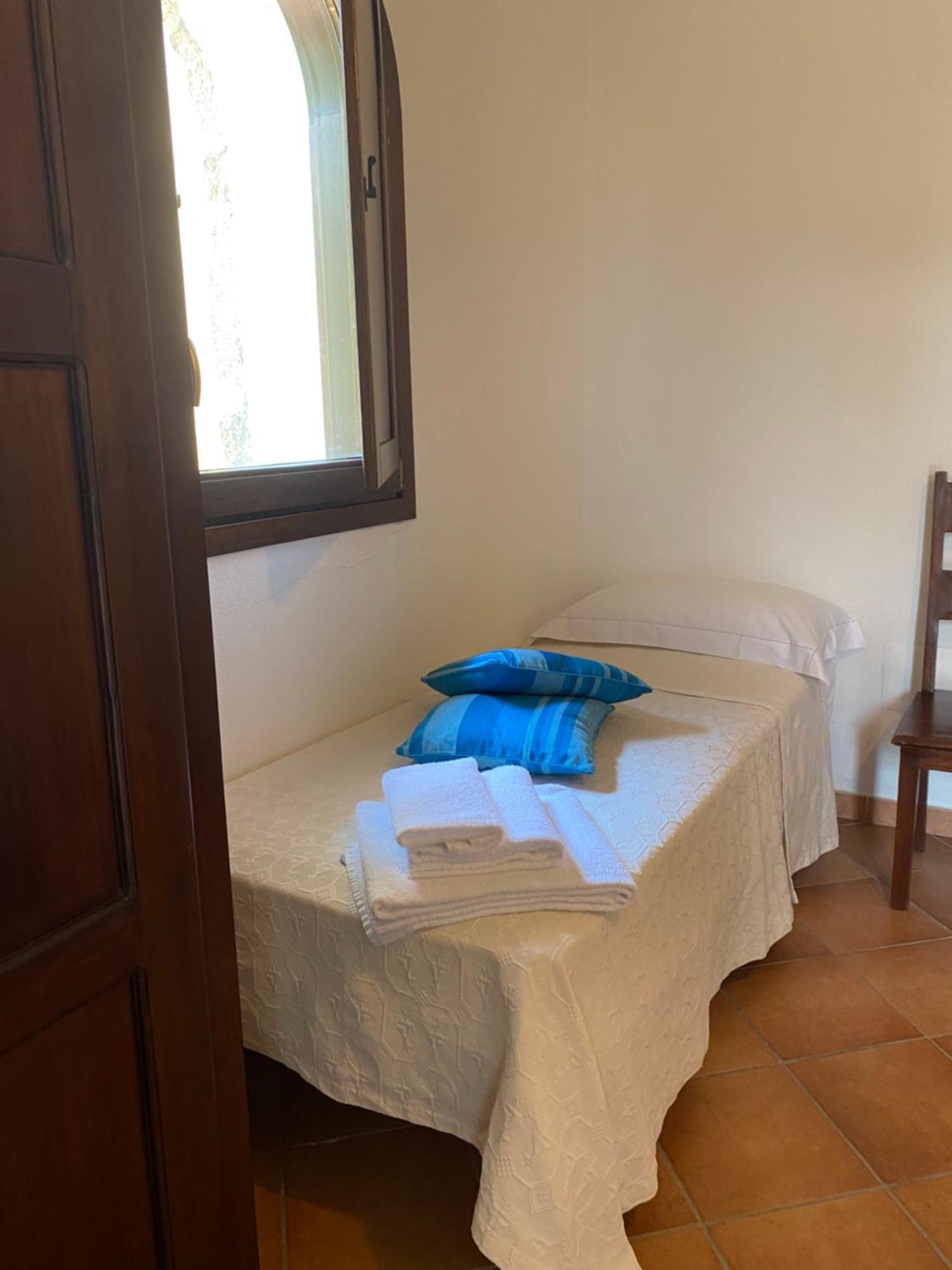 Case Vacanze Villa Rosita San Teodoro  Extérieur photo