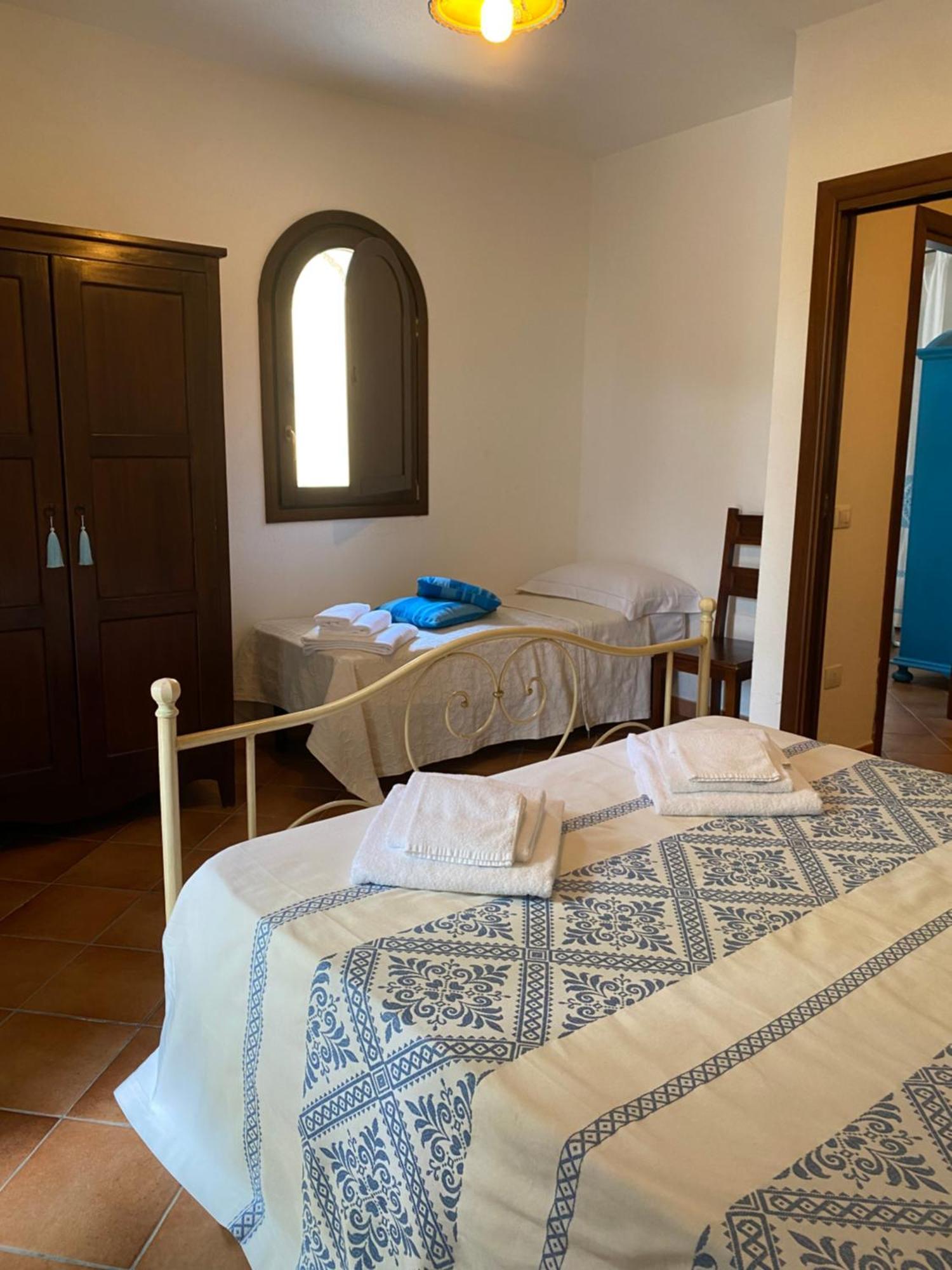 Case Vacanze Villa Rosita San Teodoro  Extérieur photo