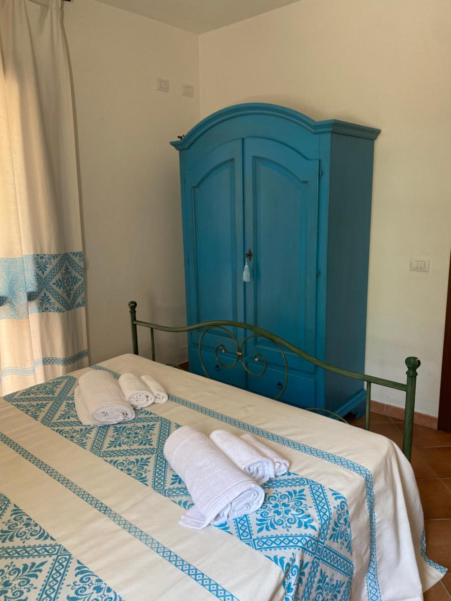 Case Vacanze Villa Rosita San Teodoro  Extérieur photo