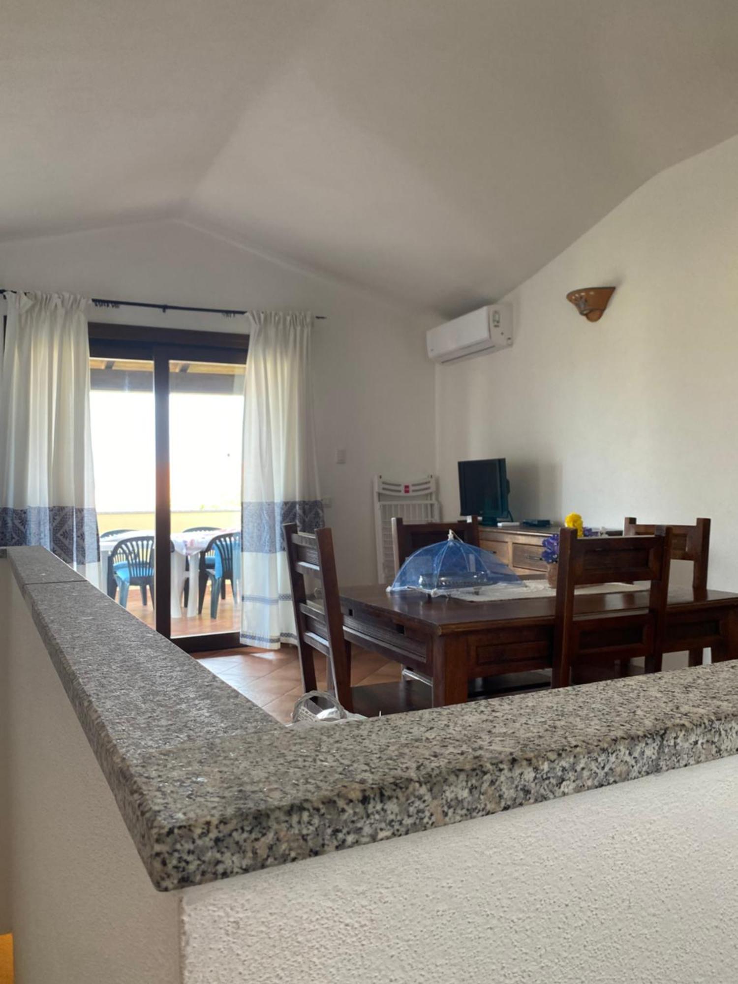 Case Vacanze Villa Rosita San Teodoro  Extérieur photo