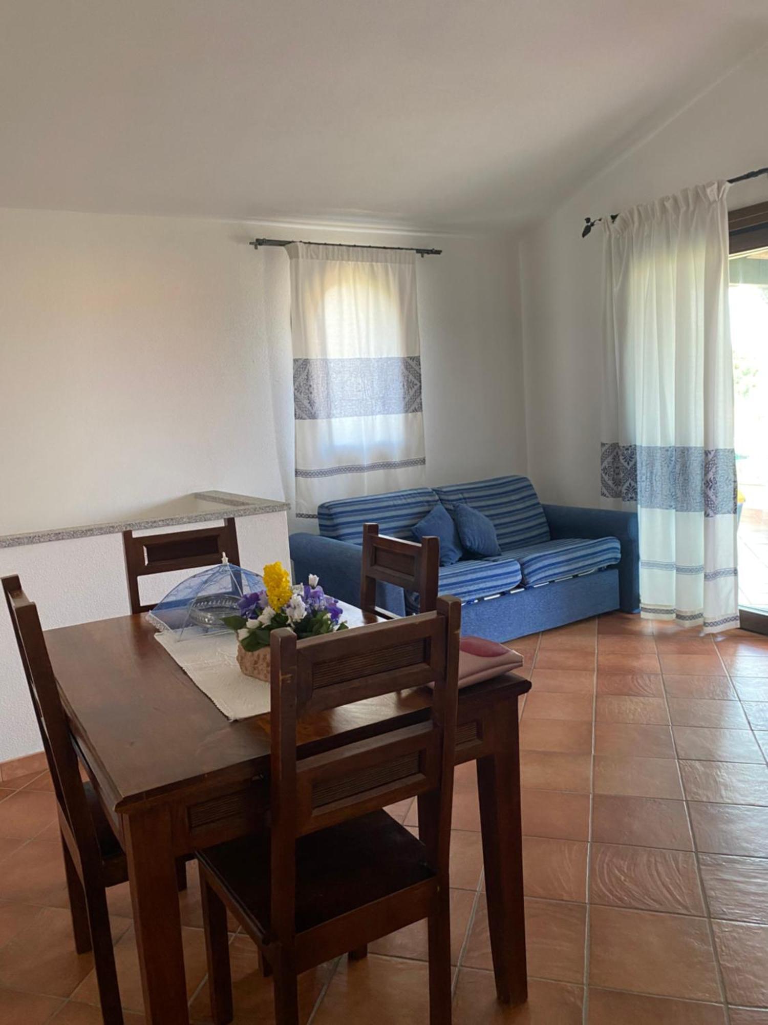 Case Vacanze Villa Rosita San Teodoro  Extérieur photo