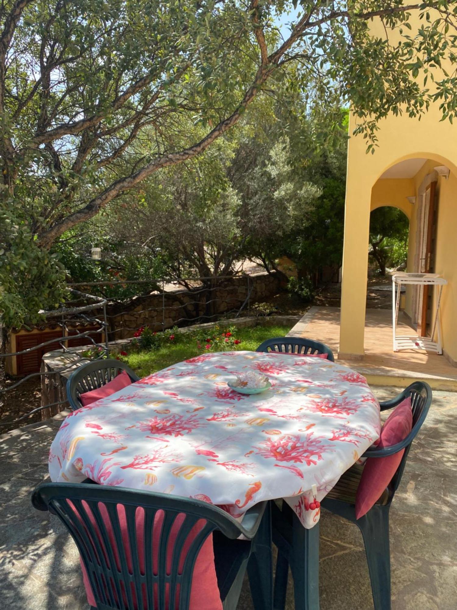 Case Vacanze Villa Rosita San Teodoro  Extérieur photo